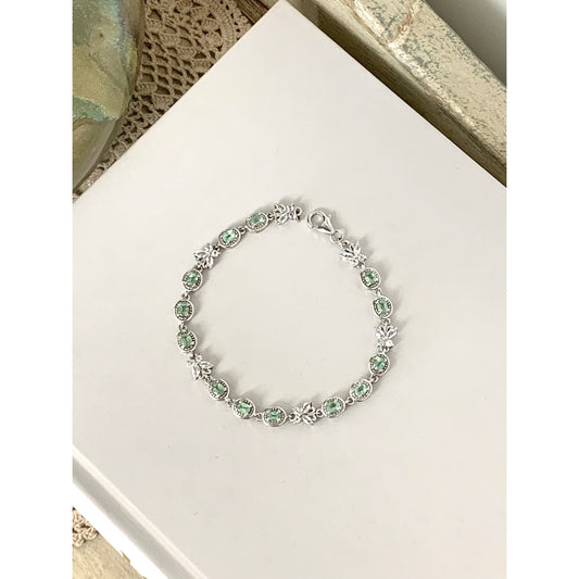 Vintage Sterling Silver Tennis Bracelet Green Stones Butterfly Links 925 Size 7