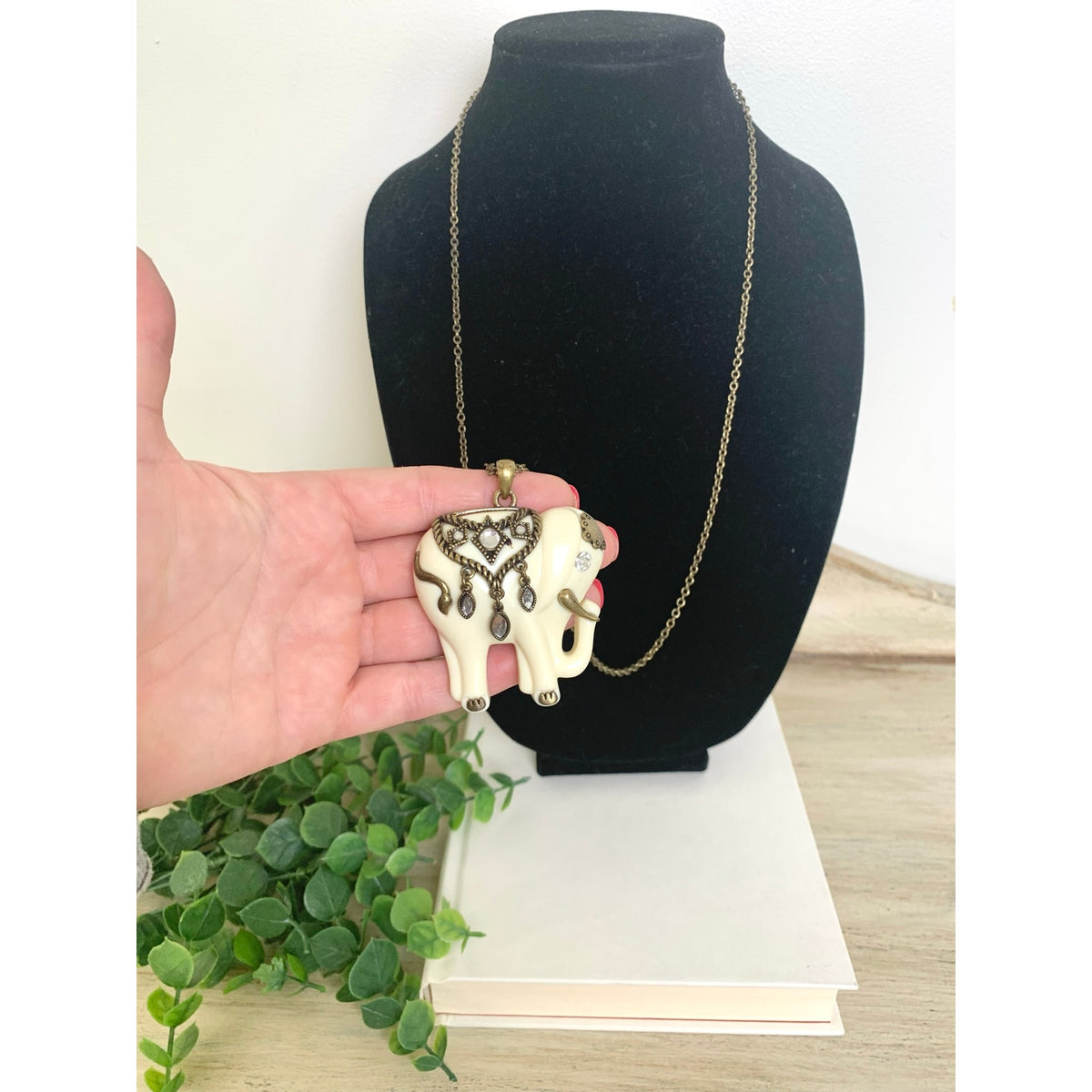 Vintage Avon Elephant Pendant Necklace Cream Resin Rhinestone Saddle Boho