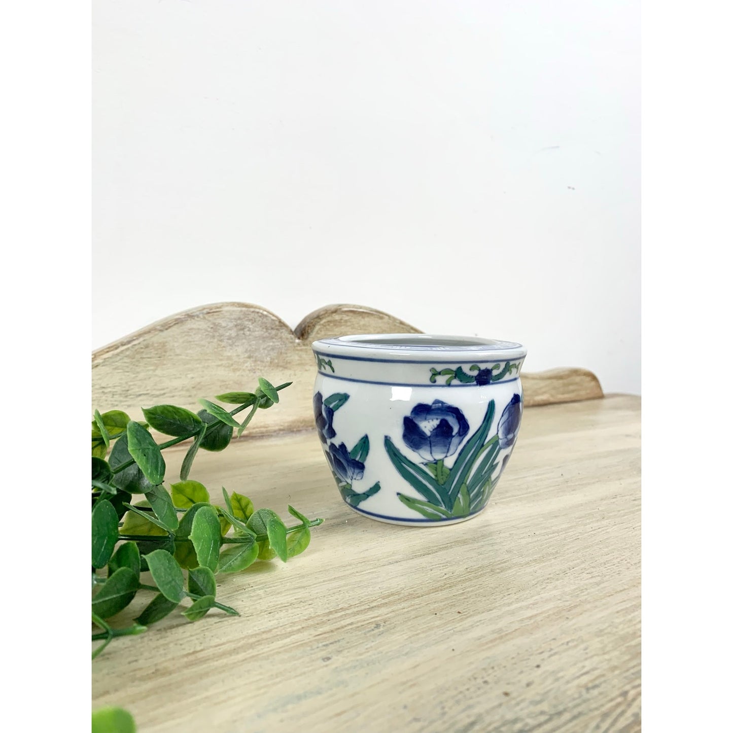 Vintage Chinoiserie Ceramic Cachepot Vase Planter Blue and White Floral Pottery