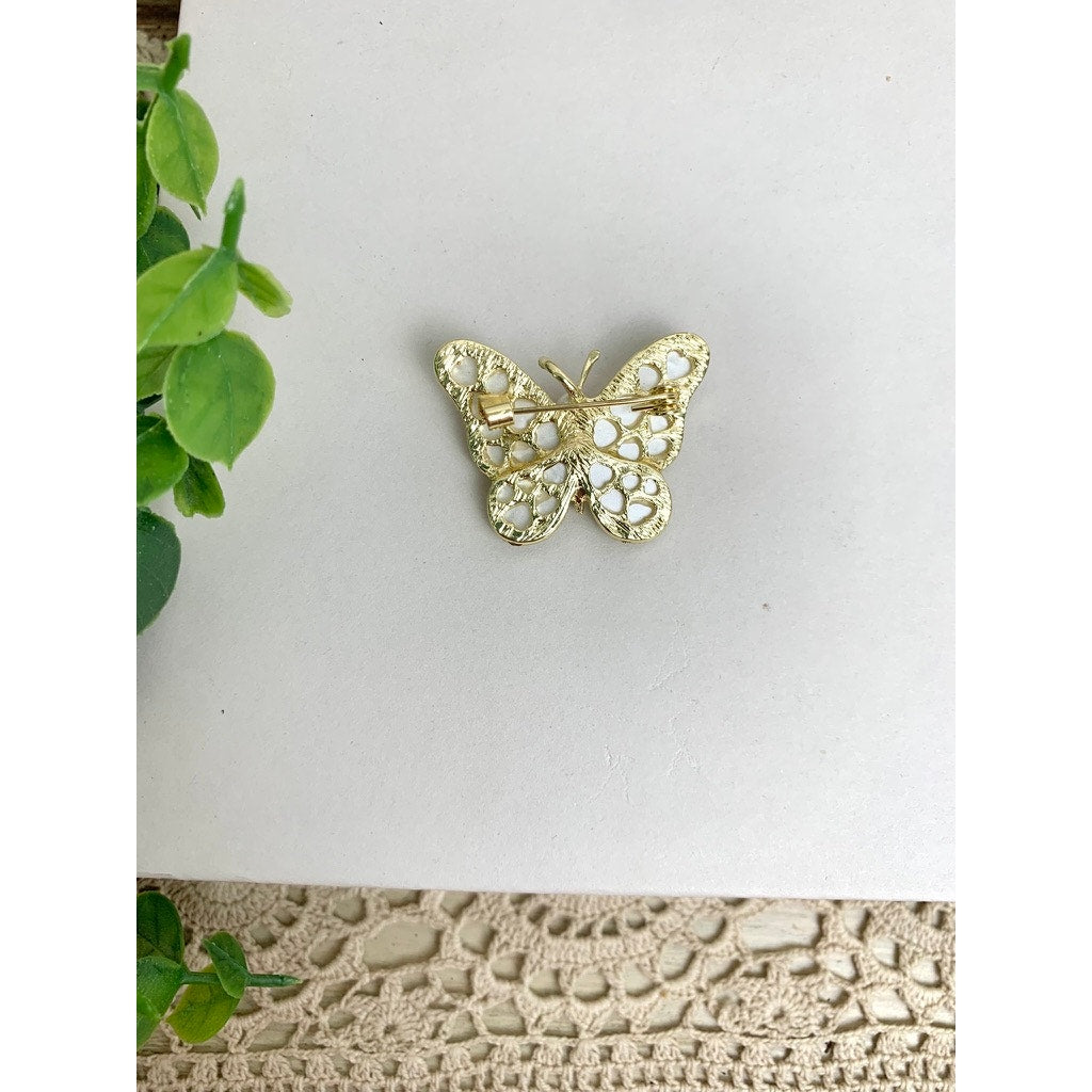 Mother of Pearl Butterfly Brooch Pendant Gold Tone Pin Pearl Romantic Cottage Jewelry