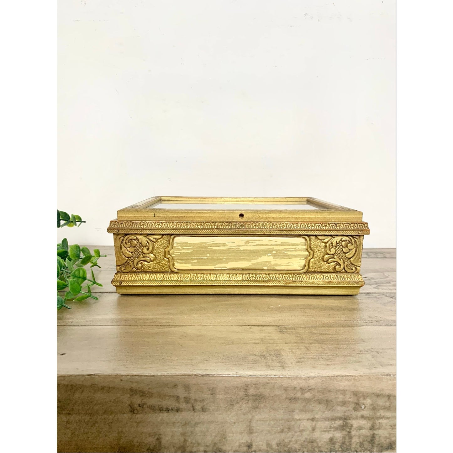 Vintage Victorian Style Parlor Box Gilded Courting Couple Trinket Romantic Jewelry Box