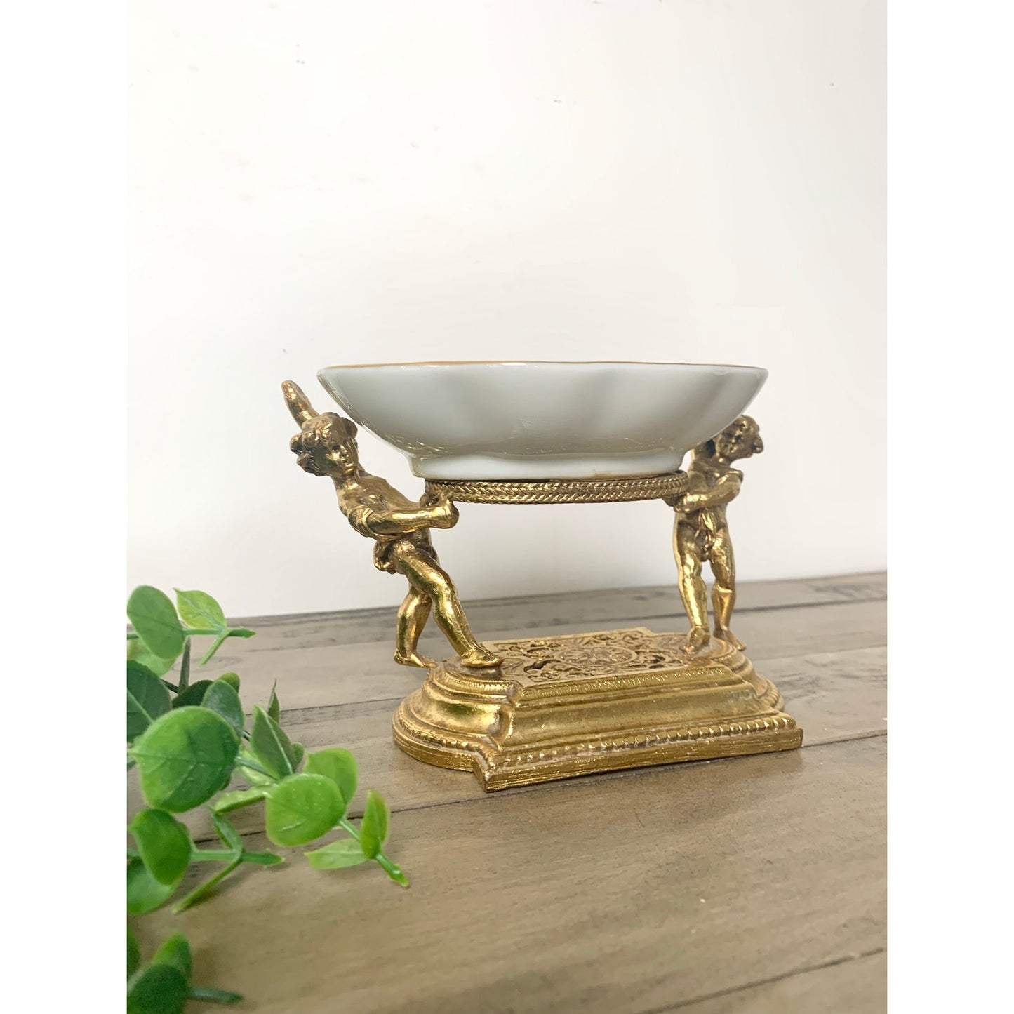 Vintage Gilded Ormolu Cherub Soap Dish Pedestal Catchall Bowl Hollywood Regency