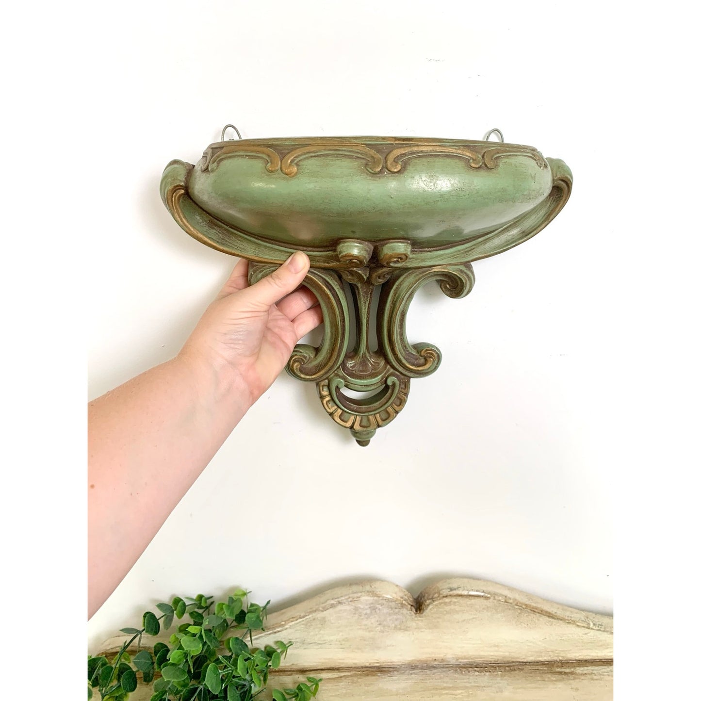 Vintage Wall Pocket Shelf Universal Statuary 1957 Green Gold Hollywood Regency