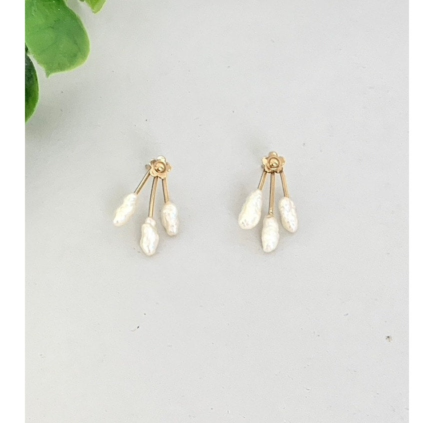 Vintage 14K Gold Filled Freshwater Pearl Drop Earrings Post Back Dainty Gold Jewelry