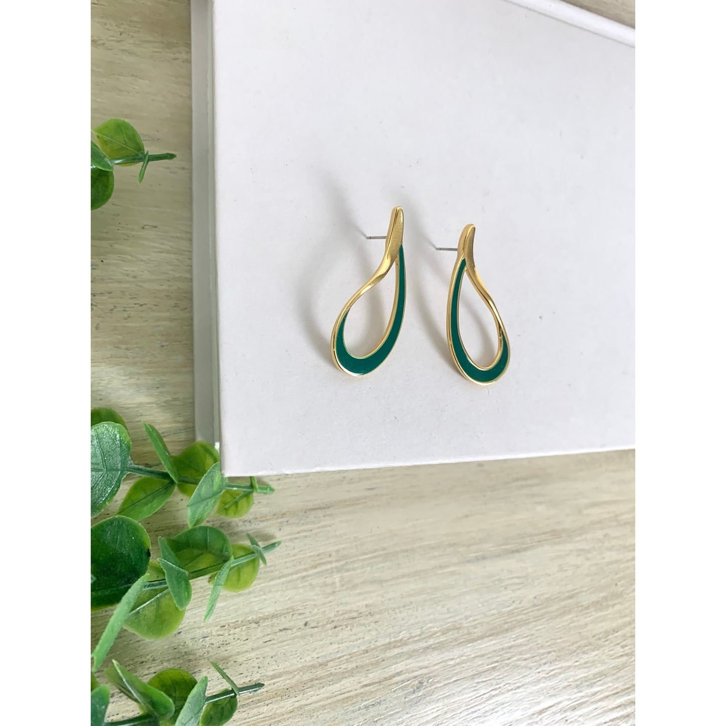 Vintage Green Enamel Goldtone Teardrop Post Back Earrings Retro Statement 80s