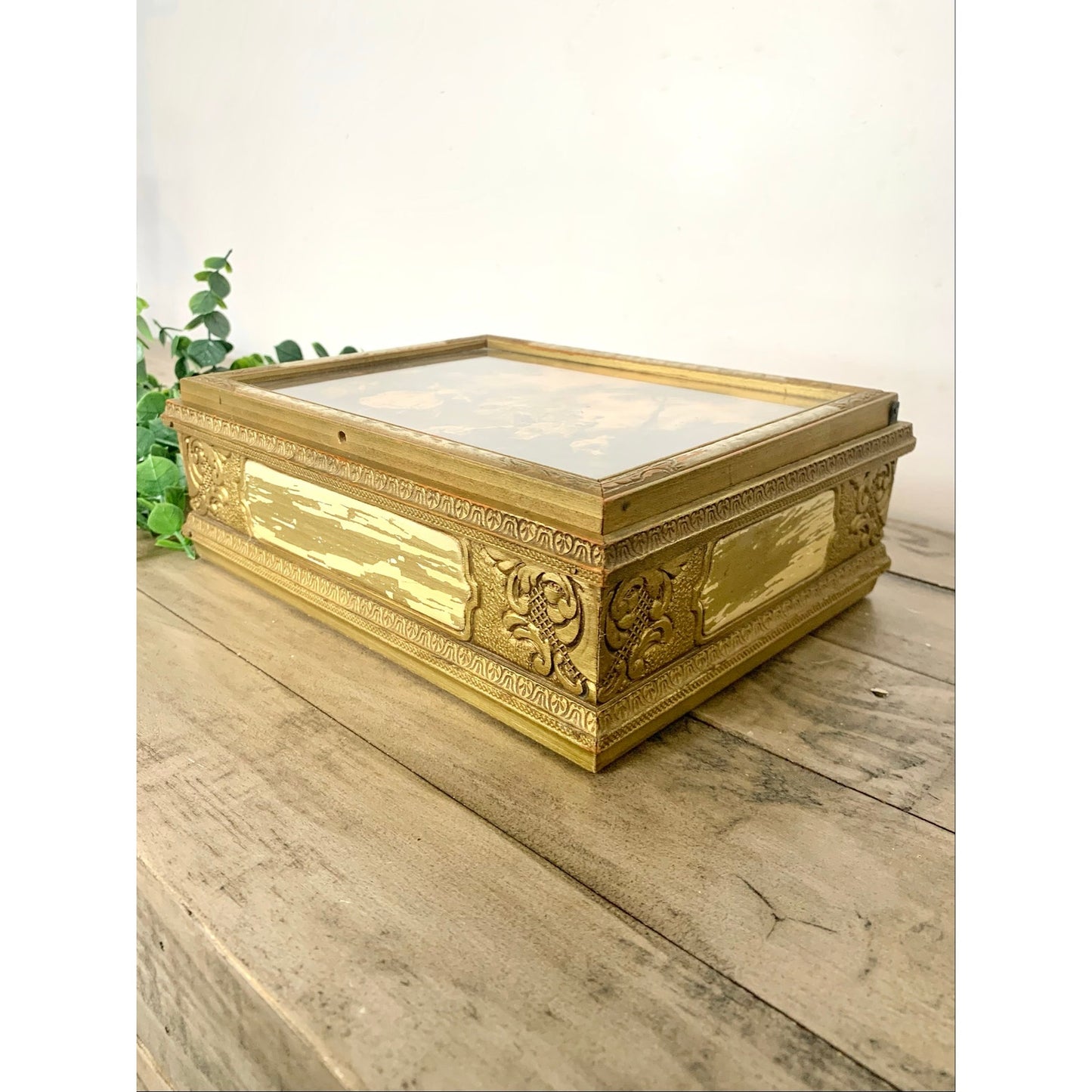 Vintage Victorian Style Parlor Box Gilded Courting Couple Trinket Romantic Jewelry Box