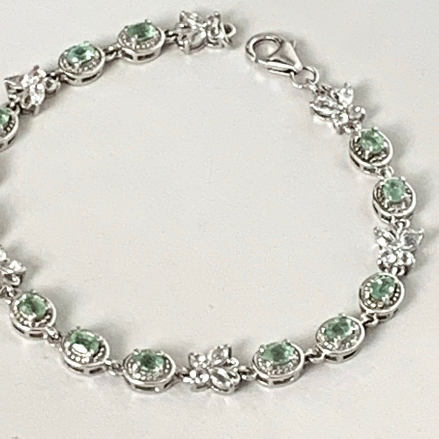 Vintage Sterling Silver Tennis Bracelet Green Stones Butterfly Links 925 Size 7