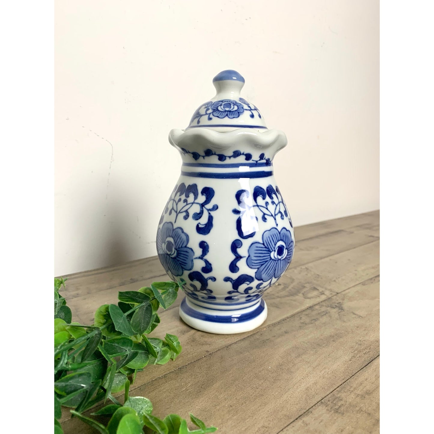 Vintage Blue and White Porcelain Ginger Jar with Lid Chinoiserie Ceramic Cottage